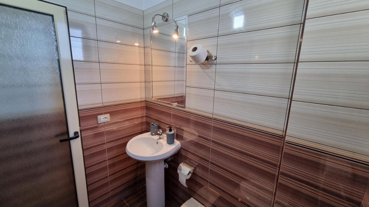 Anmaor Hotell Qeparo Exteriör bild